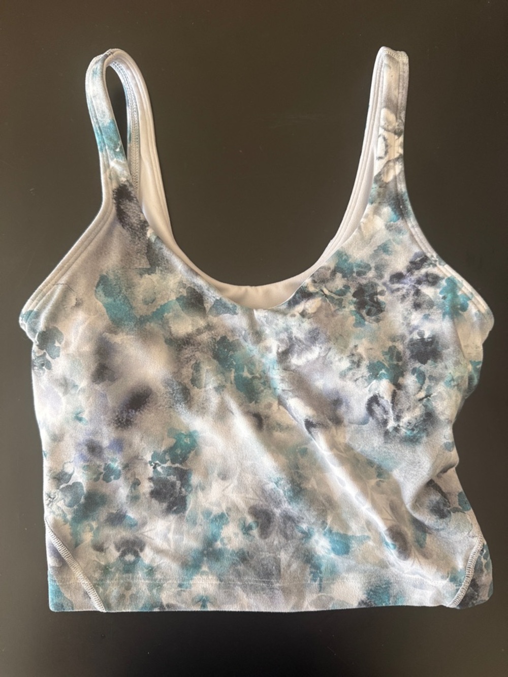 XS Lululemon cropped tank